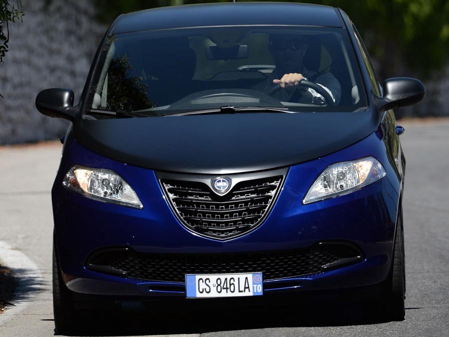  Lancia Ypsilon S by MomoDesign 2013 года  (фото 17 из 37)